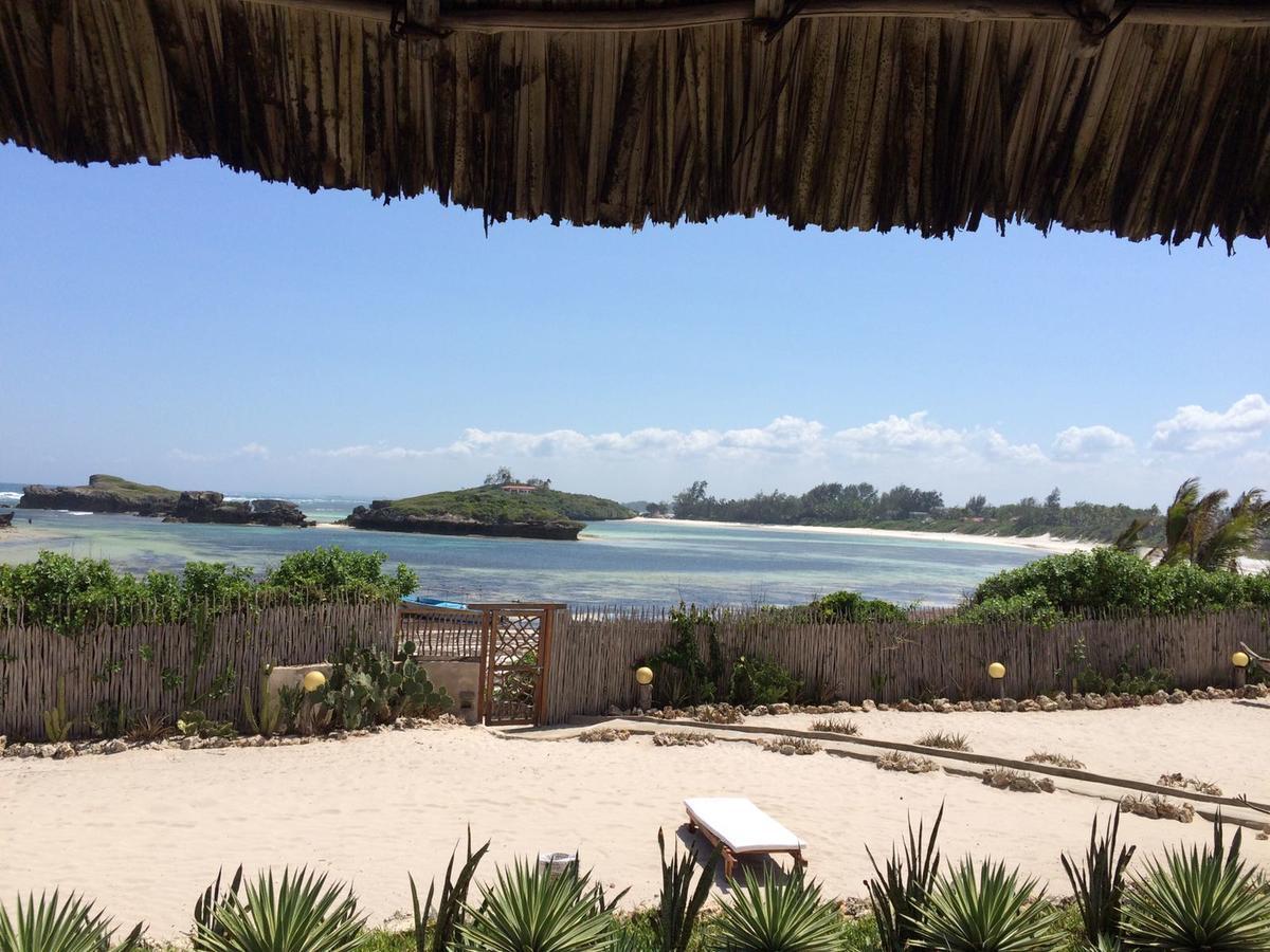 Sunset Beach Resort Watamu Exterior photo
