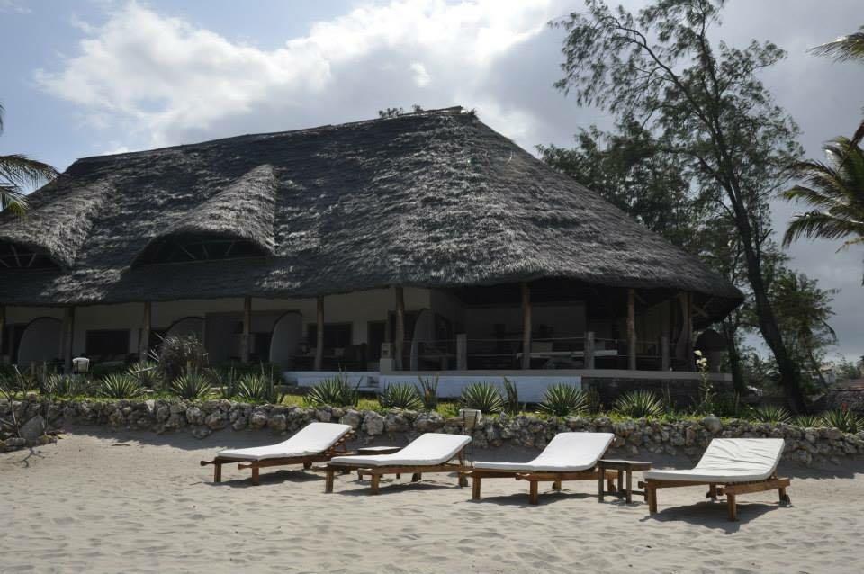 Sunset Beach Resort Watamu Exterior photo