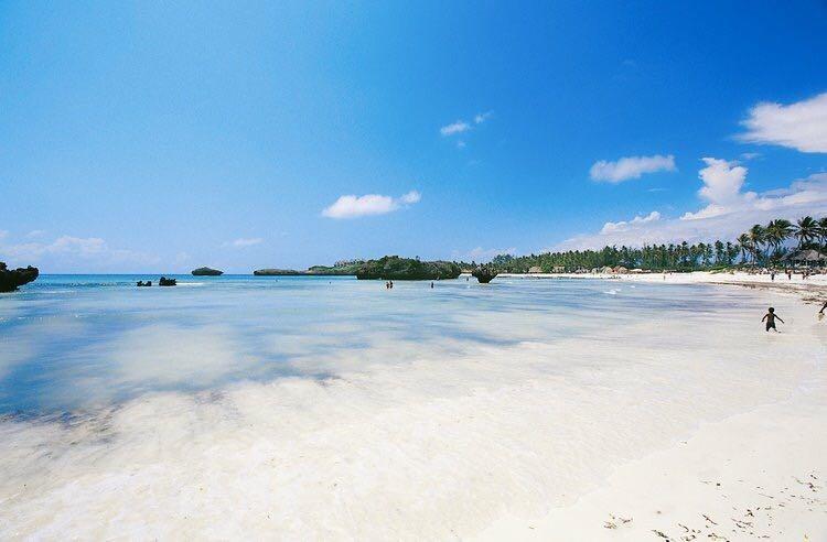 Sunset Beach Resort Watamu Exterior photo
